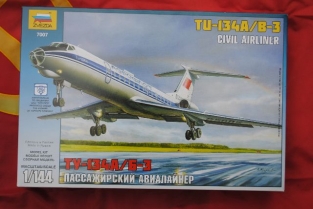 Zvezda 7007  Tu-134A B-3